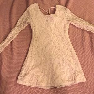 Short cream lace dress
